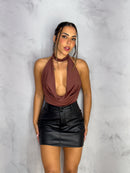 Short saia couro