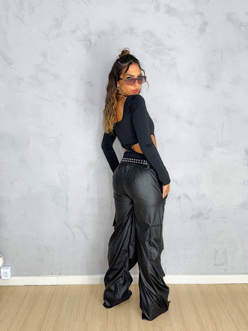 Calça cargo couro